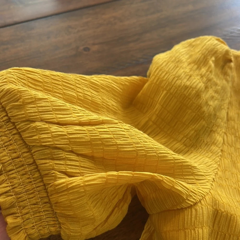 BB DAKOTA by Steve Madden Muni golden Yellow mini Dress size M
NWT - Picture 11 of 13